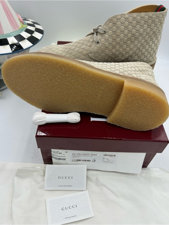 Men\'s Gucci suede GG embossed desert boots in oatmeal size 11 made in Italy main image 5